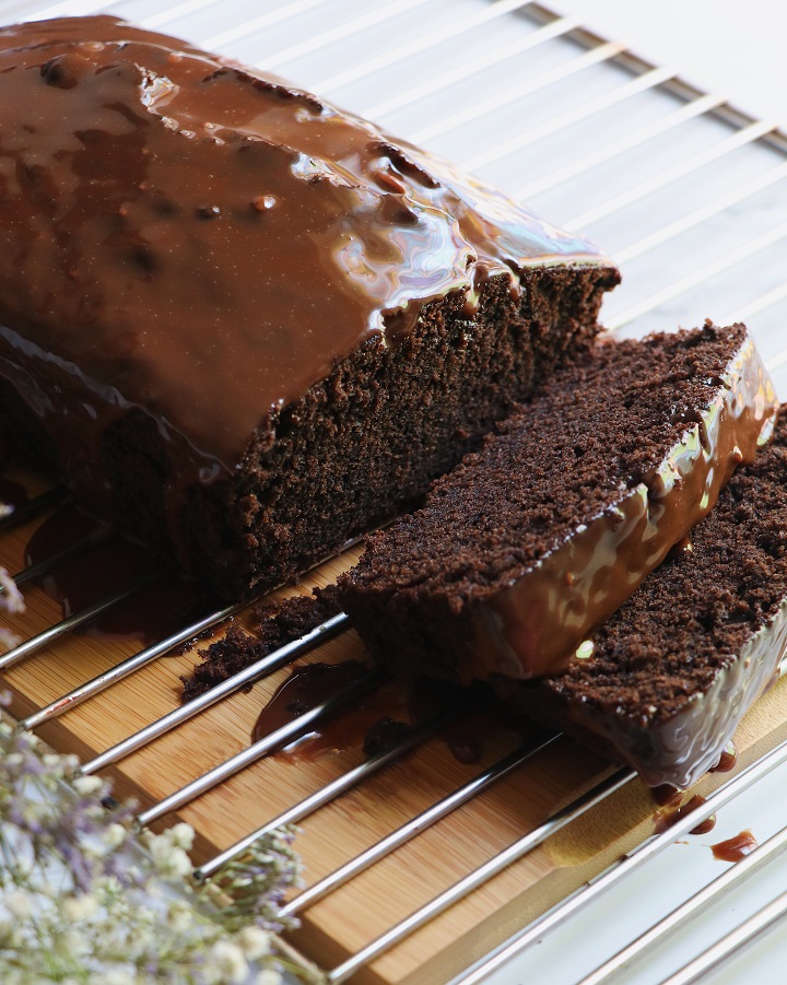 Old Fashioned Chocolate Pound Cake - Crinkled Cookbook